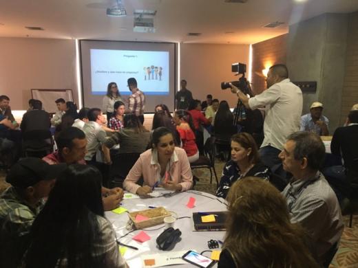 Interactuar llevó a cabo su rueda de oportunidades con egresados del Método Base De aceleración Empresarial MBA agro y urbano, actores de cadenas de valor agropecuarias, inversionistas sociales entre otros, con el fin de construir un espacio donde empresarios de diversos sectores económicos tuvieran la oportunidad de encontrarse y asimismo generar nuevas oportunidades de negocio.