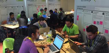 Hackaton Fincluimos Reto Colombia: la tecnología al servicio de la inclusión 